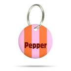 Acryl Hundemarke mit Streifen Design in warmen Farben, personalisiert, leise und klimperfrei, Namensschild mit Namen „Pepper“